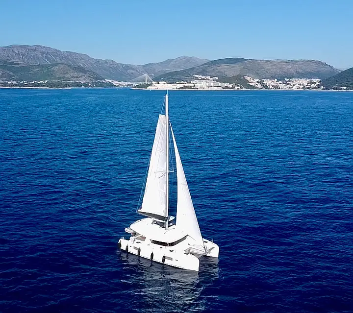 Lagoon 42 - 