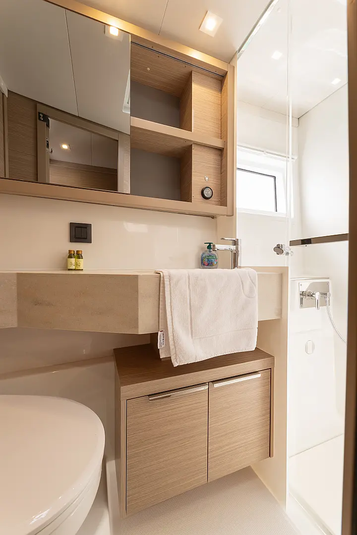 Lagoon 46 - 