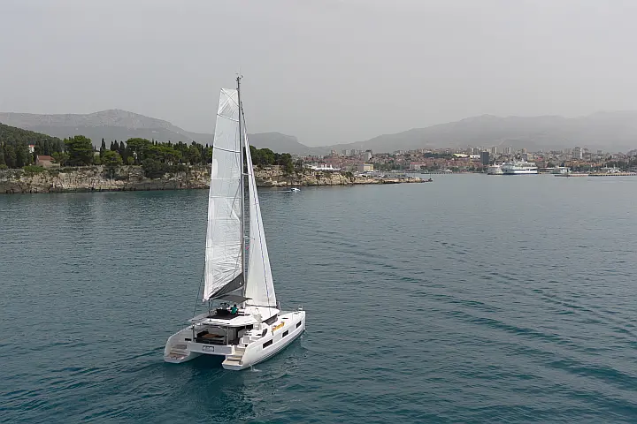 Lagoon 46 - 