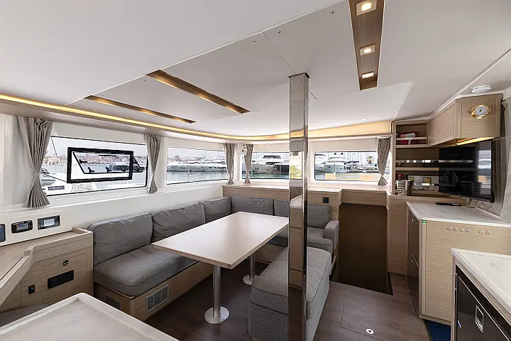 Lagoon 46 - 