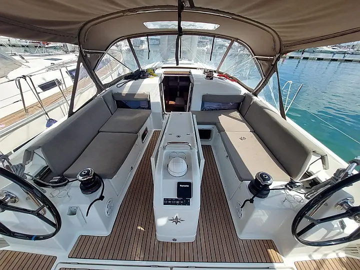 Sun Odyssey 440 - 