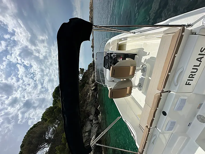 Quicksilver Activ 675 Open - 