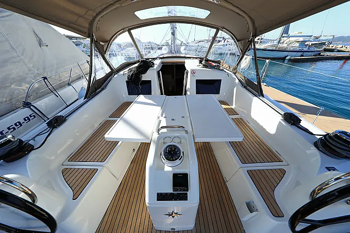 Sun Odyssey 410 - 