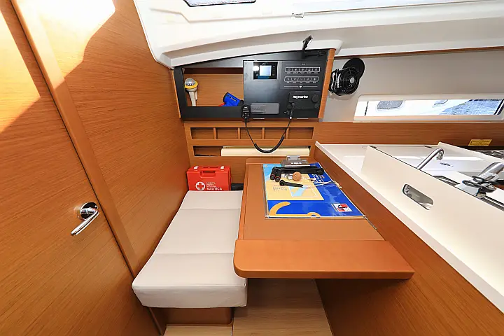 Sun Odyssey 410 - 