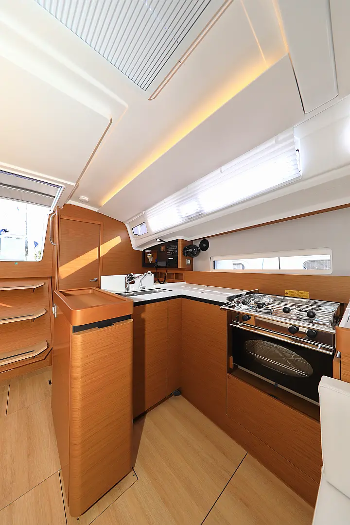 Sun Odyssey 410 - 