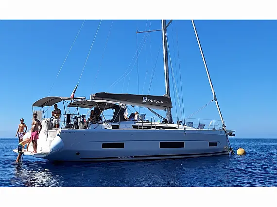 Dufour 470