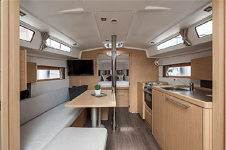 Oceanis 38.1 - 