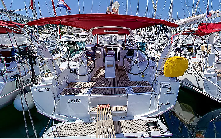 Oceanis 38.1 - 