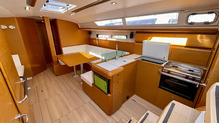 Sun Odyssey 449 - 