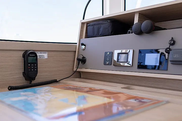 Lagoon 42 - 