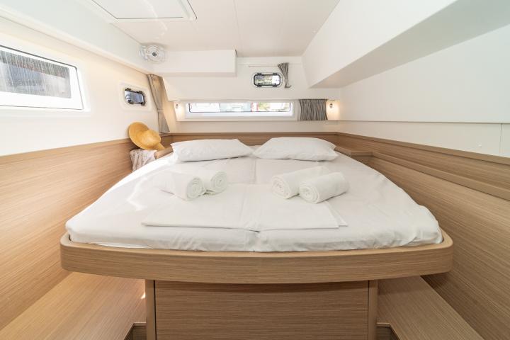 Lagoon 42 - 
