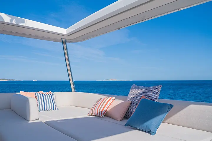 Lagoon Seventy 8 - 