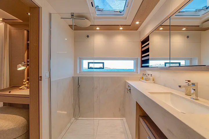 Lagoon Seventy 8 - 