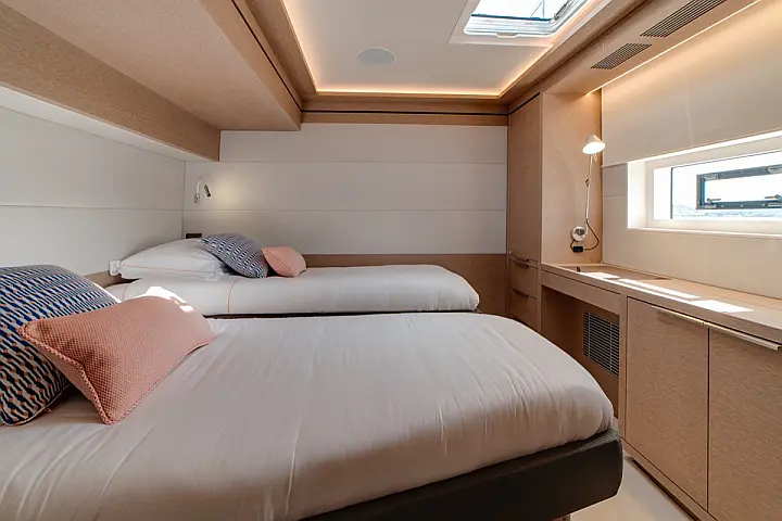 Lagoon Seventy 8 - 