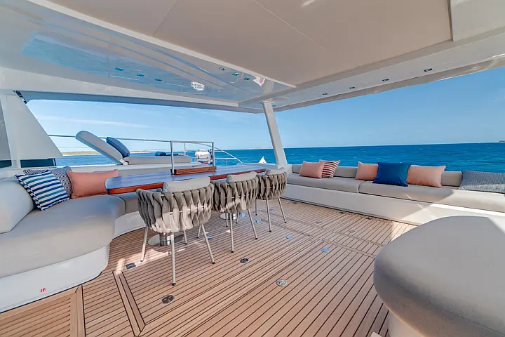 Lagoon Seventy 8 - 