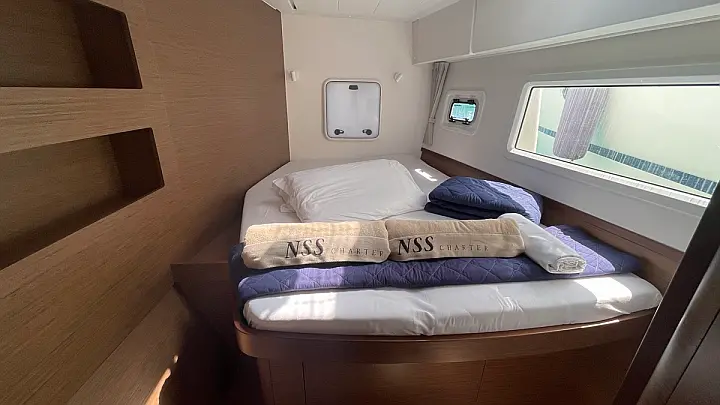 Lagoon 42 - 