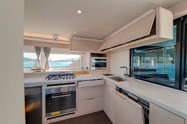 Lagoon 55 - 
