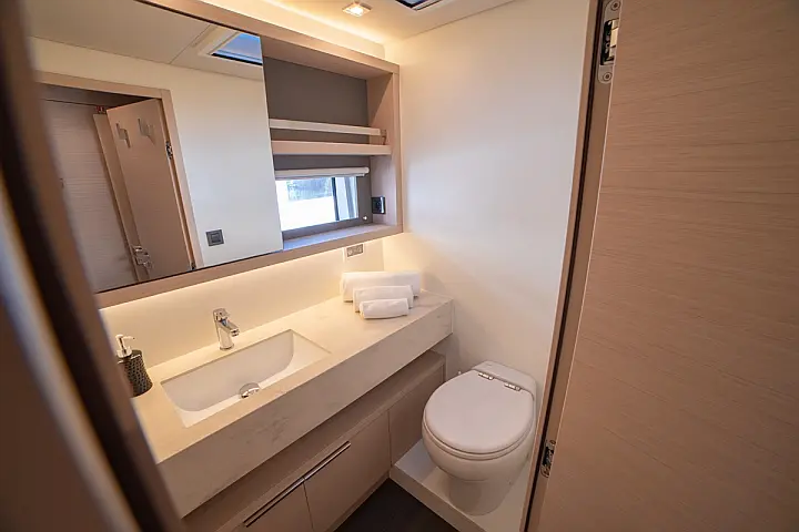 Lagoon 55 - 