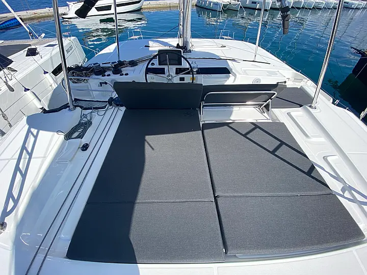 Lagoon 46 - 