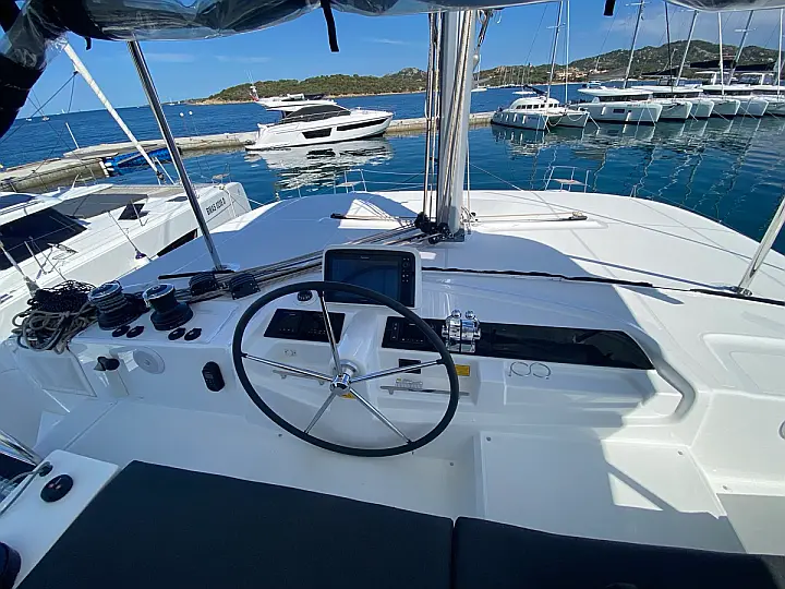 Lagoon 46 - 