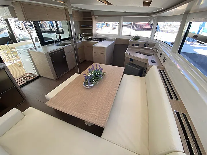 Lagoon 46 - 