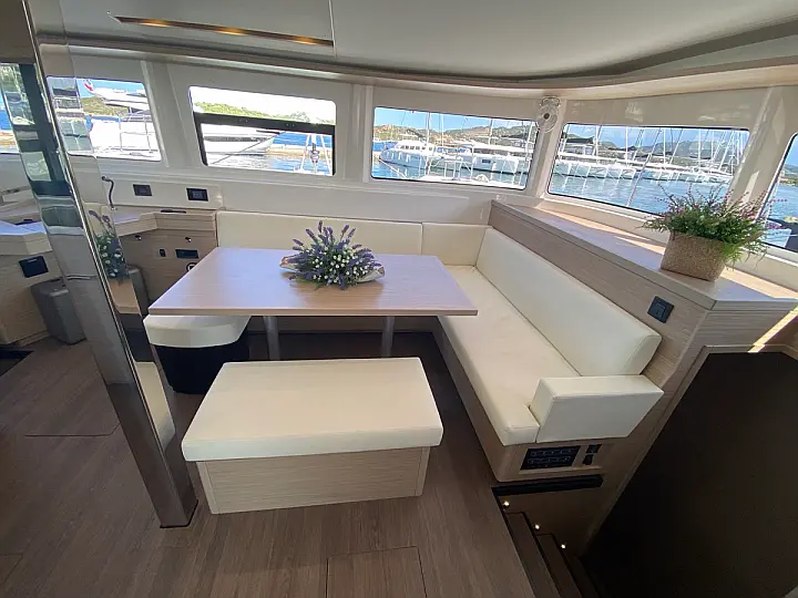Lagoon 46 - 