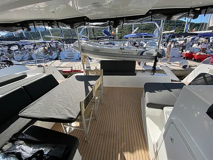 Lagoon 42 - 