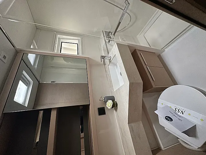 Lagoon 46 - 