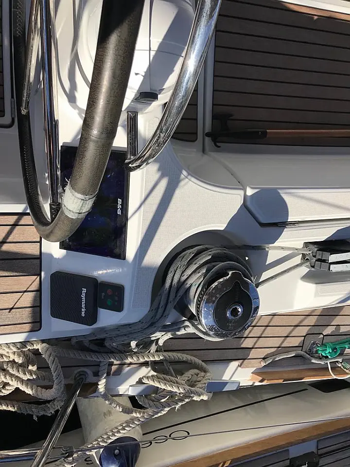 Sun Odyssey 519 - 