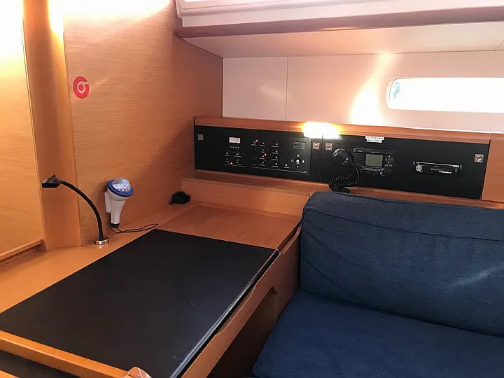 Sun Odyssey 519 - 