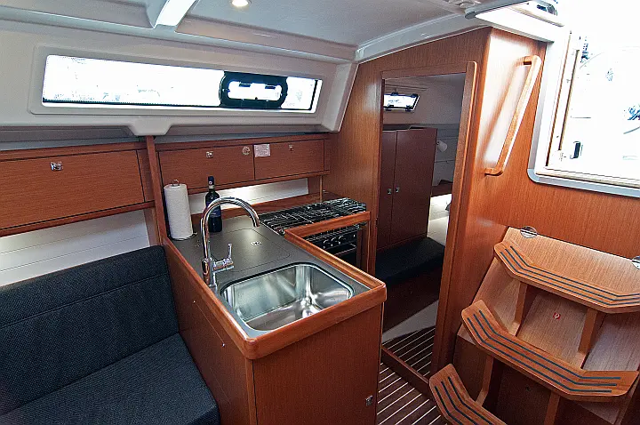 Bavaria Cruiser 34 - 