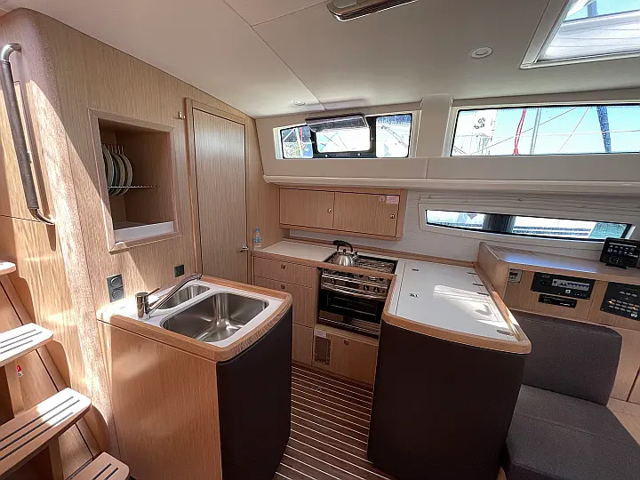 Bavaria Vision 42 Owner Version - 