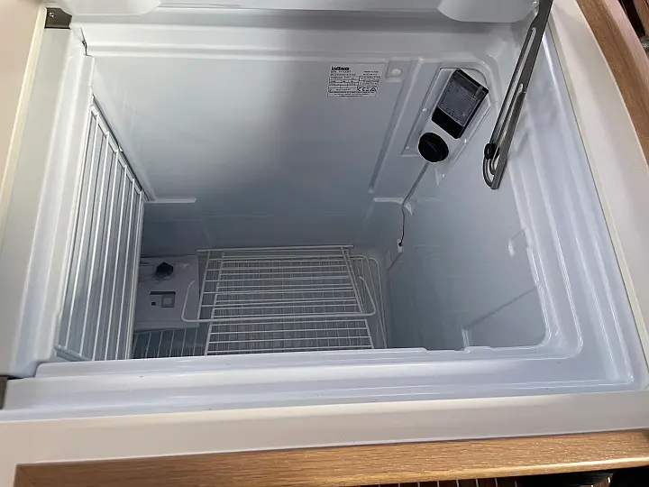 Bavaria Vision 42 Owner Version - 