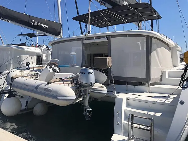 Lagoon 450 Flybridge - 