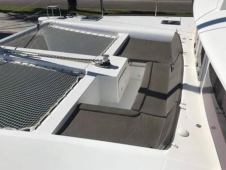 Lagoon 450 Flybridge - 