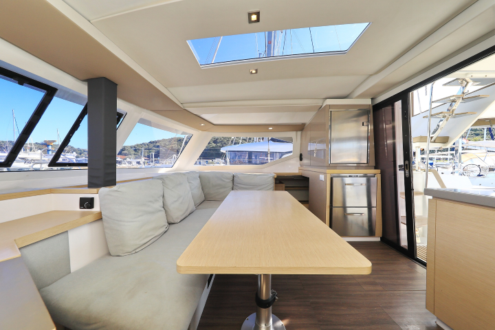 Lucia 40 - 
