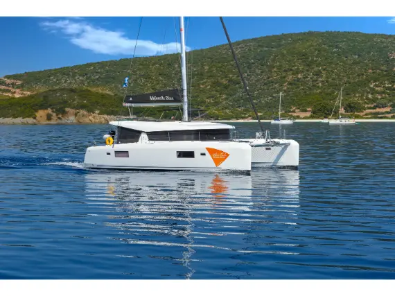 Lagoon 42
