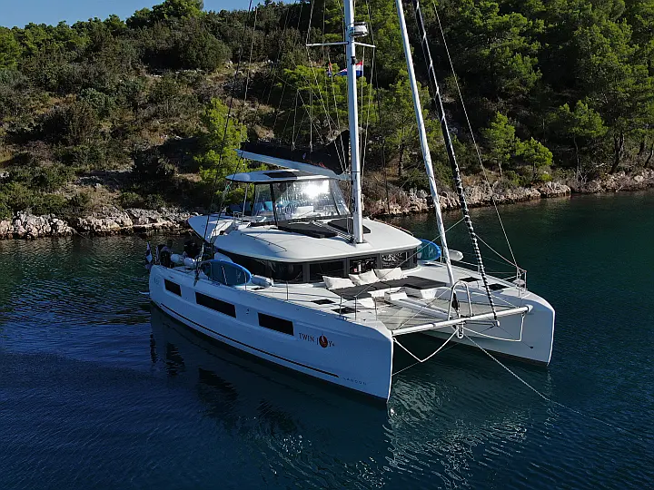 Lagoon 51 - 