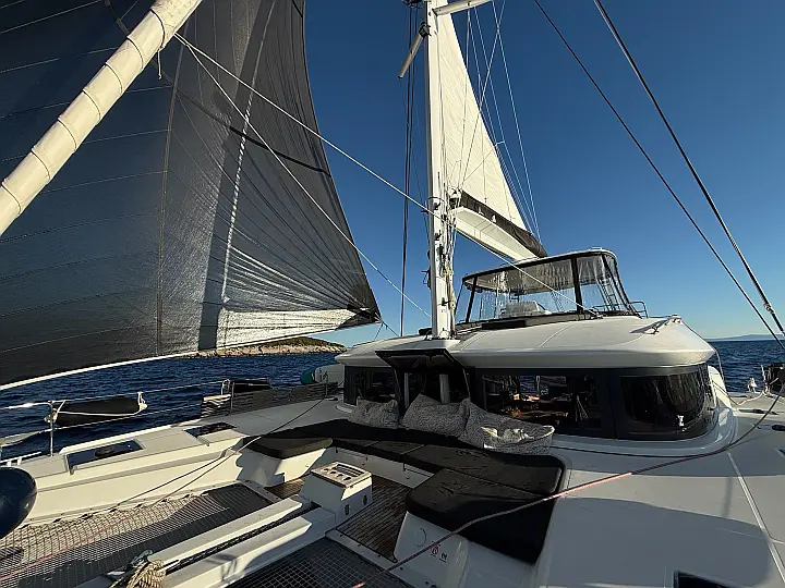 Lagoon 51 - 