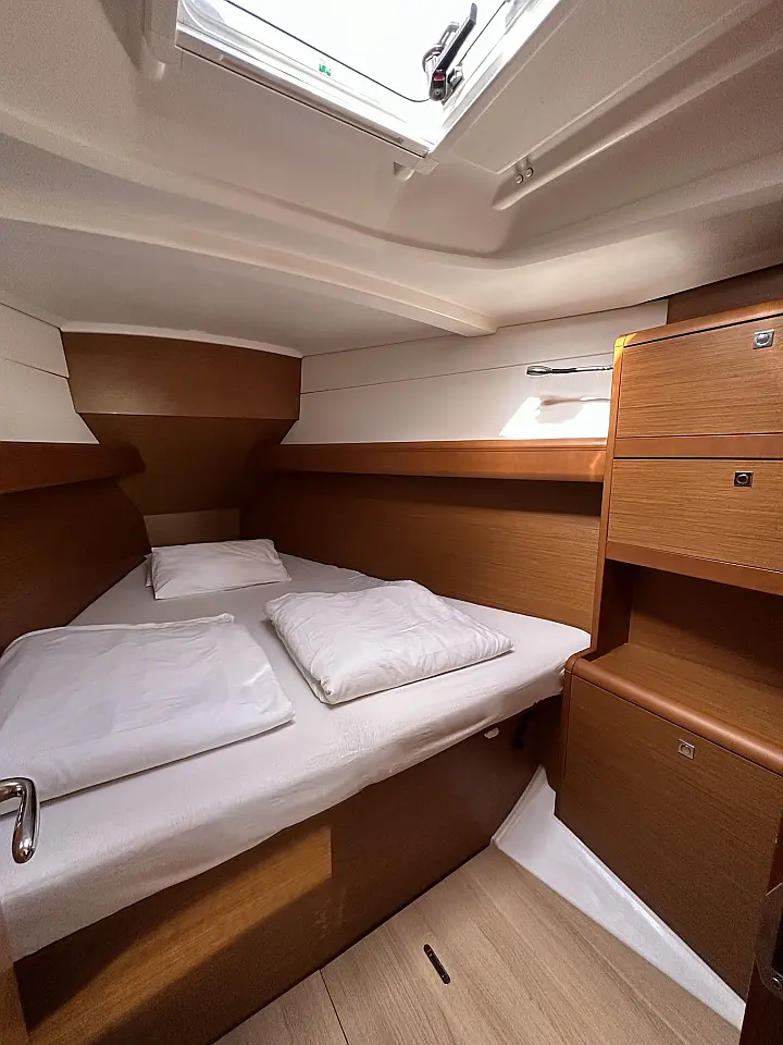 Sun Odyssey 389 - 