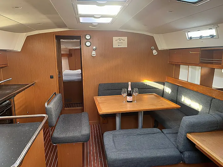 Bavaria Cruiser 45 - 