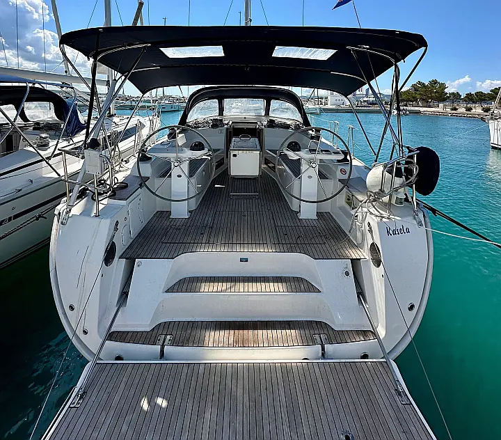 Bavaria Cruiser 45 - External image