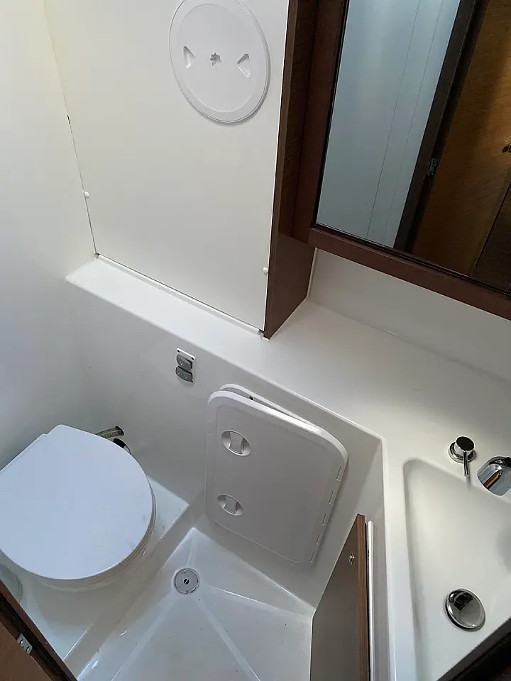 Lagoon 42 - 