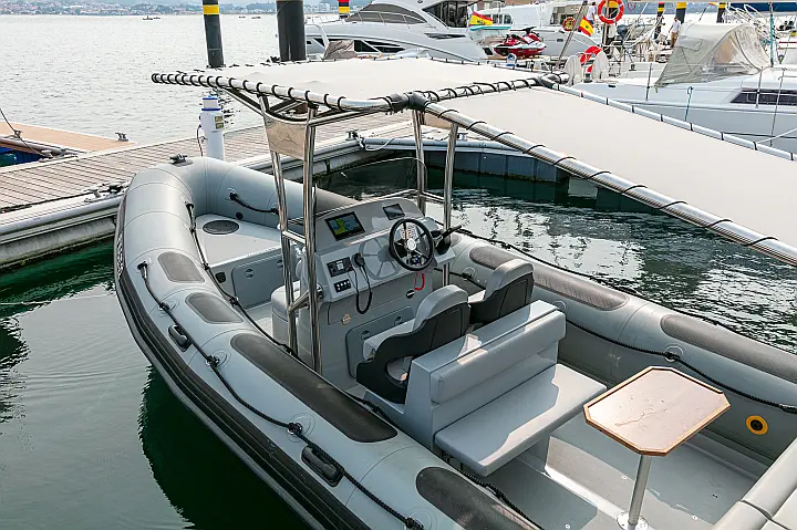 Vanguard 760 - 