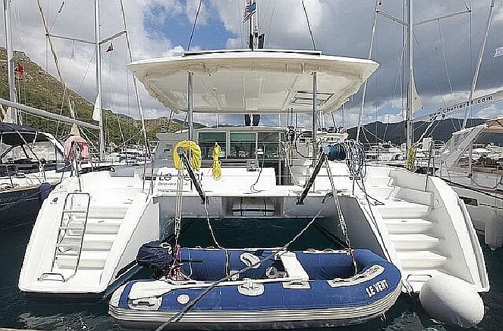 Lagoon 420 - Transom