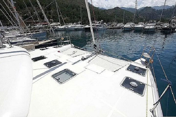 Lagoon 420 - Deck