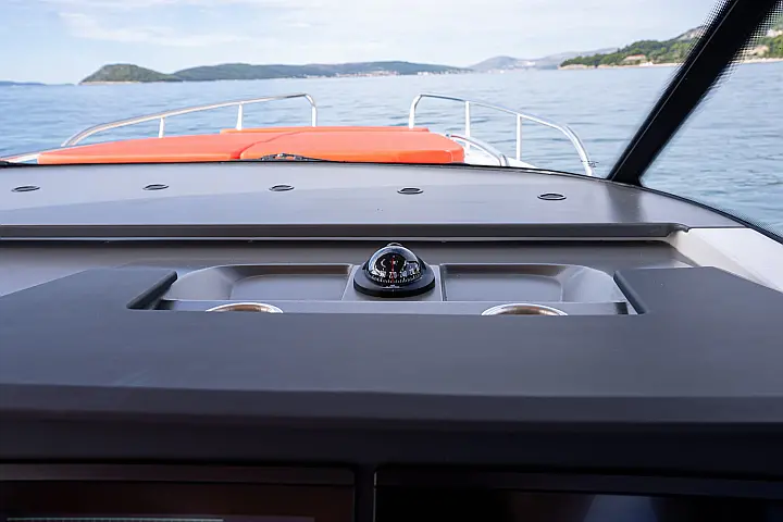 Nimbus T11 Inboard - 