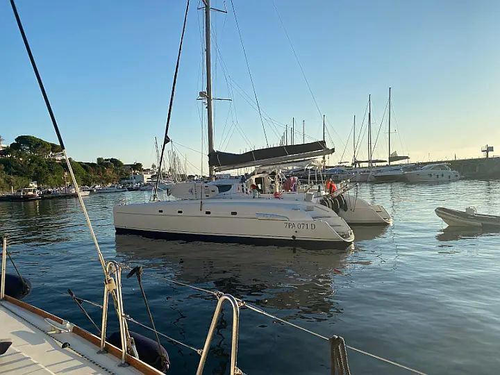Bahia 46 - 