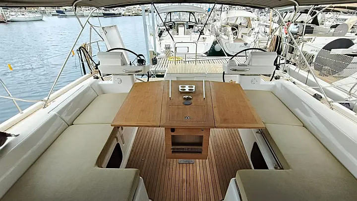 Dufour 56 Exclusive - 