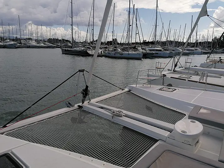 Lagoon 46 - 